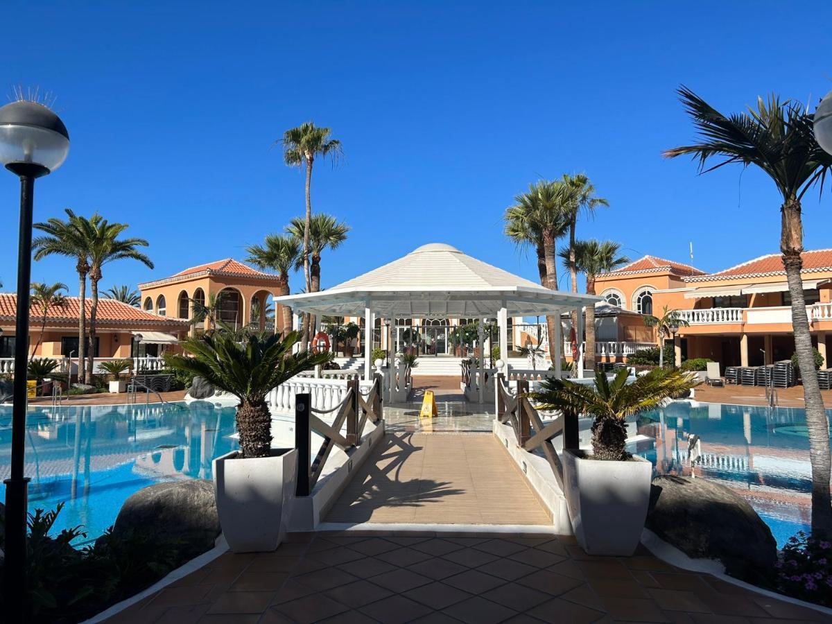 Comfort Apartment En Tenerife Royal Gardens Playa de las Americas  Exterior photo